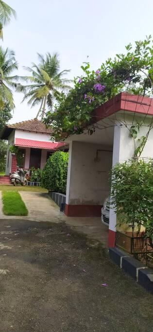 Runnin Airport - Homestay Gurpur المظهر الخارجي الصورة