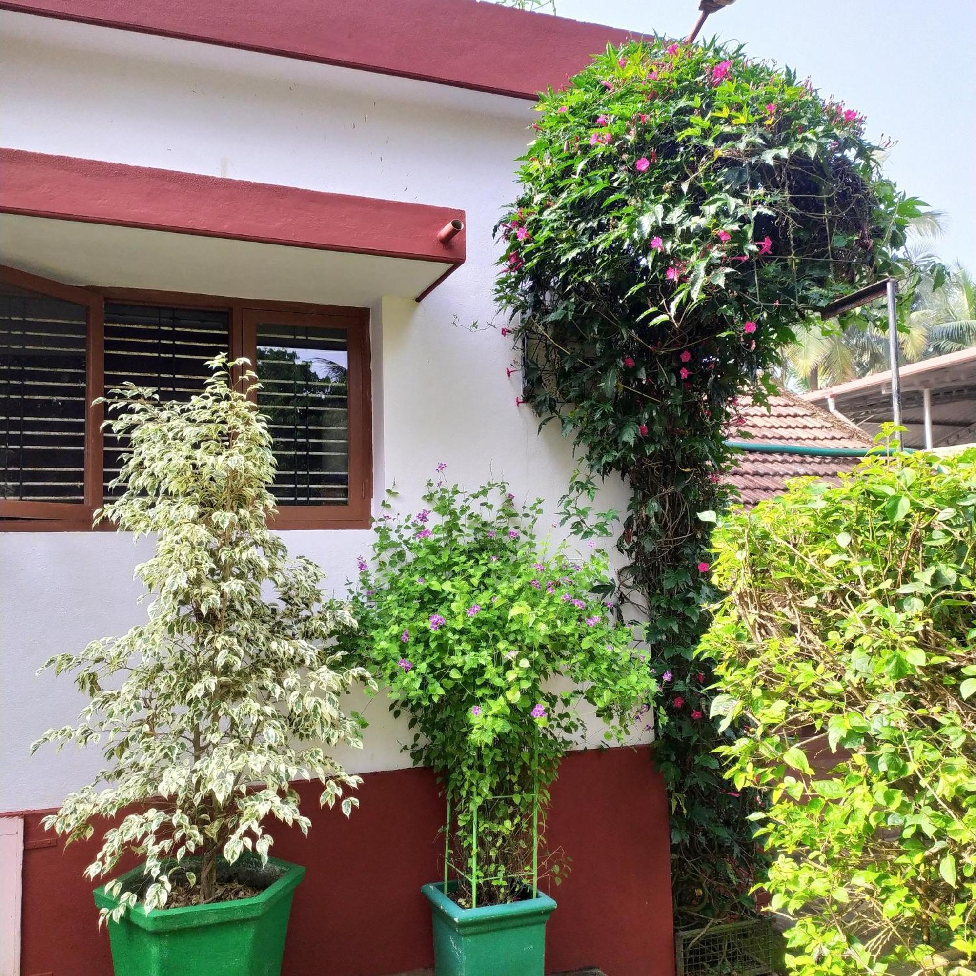 Runnin Airport - Homestay Gurpur المظهر الخارجي الصورة